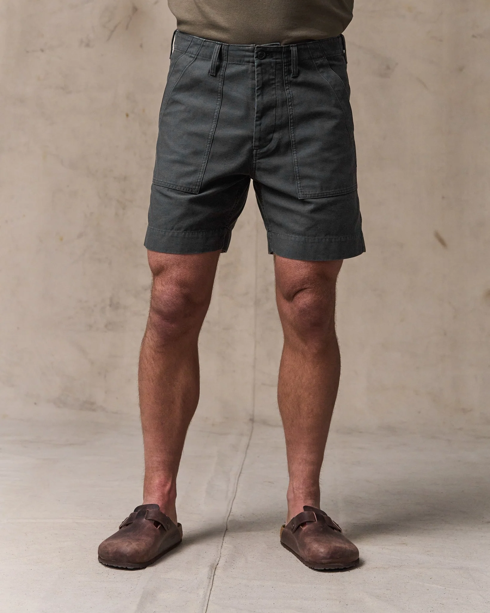 Field Supply Shorts - Washed Faded Black
